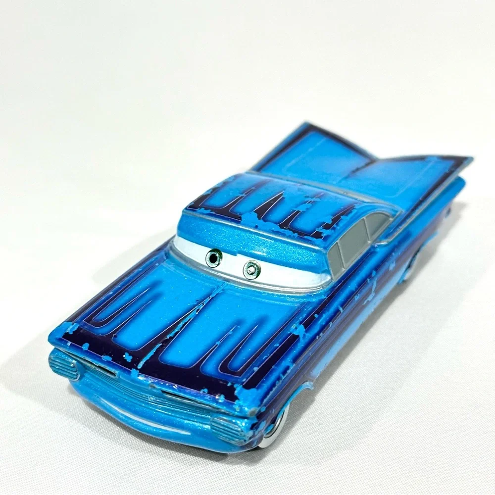Disney Store Cars 1:43 Deluxe Die-cast Flo & Ramone